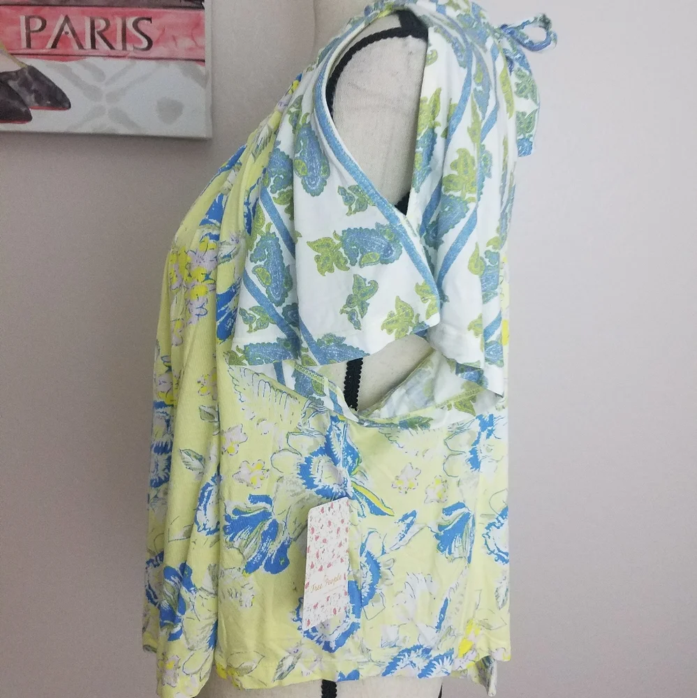 Free People Floral Shirt Size Small